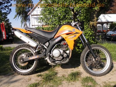 Yamaha_XT125X_CRASH_XT125SM_Super-Moto_SuMo_Malaguti_ZJM74_Motor_M3D6A_-_wie_Enduro_Yamaha_XT125R_YBR125_Derbi_Senda_125_Rieju_SMX125_40.jpg