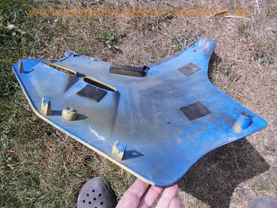 Suzuki_GSXR1100_GSX-R1100_GU75C_Ersatzteile_spare-parts_Verkleidung_fairing_cover_11.jpg