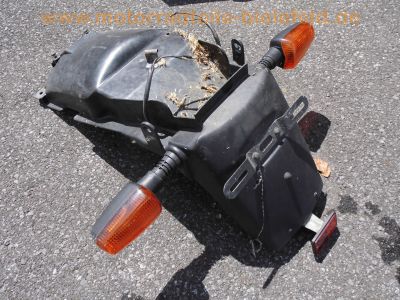 Yamaha_TDM850_3VD_1Rad_Twin_Motor_Vergaser_Elektrik_-_spare-parts_Ersatzteile_wie_XTZ750_Supertenere_3LD_195.jpg