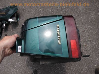 Honda_GL1500SE_Goldwing_SC22_Farbe_G156P_Maxi-Topcase_-_Ersatzteile_spare-parts_1a_Motor_engine_moteur_Technik_wie_F6C_F6_Valkyrie_SC34B_91.jpg