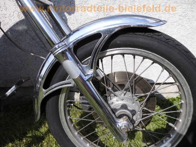 Yamaha_XV750SE_5G5_AME-Umbau_Y7_AME_Lenker_LET_029B_AME_Riser_LEH_373_AME_Gabel_482_AME_Auspuff-Anlage_AUS_644_vorverlegte_Fussrasten-Anlage_SGXV3_26.jpg