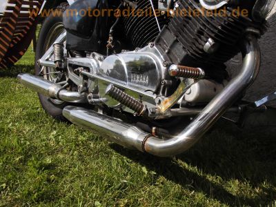 Yamaha_XV750SE_5G5_AME-Umbau_Y7_AME_Lenker_LET_029B_AME_Riser_LEH_373_AME_Gabel_482_AME_Auspuff-Anlage_AUS_644_vorverlegte_Fussrasten-Anlage_SGXV3_73.jpg