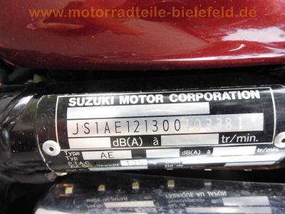 Suzuki_GSX750_AE_Inazuma_JS1AE_Crash_BOS-Auspuff_YSS-Federbeine_LED-Beleuchtung_Stahlflex_Rizoma-Griffe_Motor_R730_-_Technik_wie_GSX_GSF_600_750_1200_F_AK_A3_Bandit_138.jpg