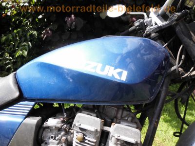 Suzuki_GSX_400_F_GS40XF_Katana_4-Zylinder4-1_Auspuff_-_wie_GS_GSX_250_400_500_550_750_D_E_48.jpg