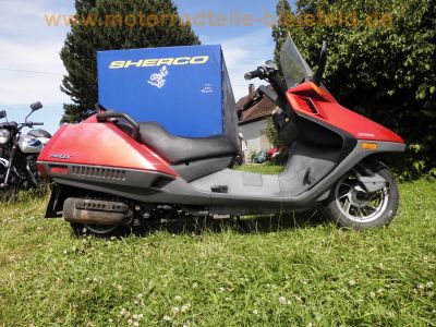 Honda_Helix_CN250_MF02_rot_Sofa-Roller_Tourenroller_Langstrecke_55tmls_-_wie_CH250_Elite_FES250_FES_125_150_Foresight_Pantheon_30.jpg