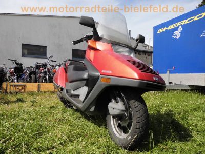 Honda_Helix_CN250_MF02_rot_Sofa-Roller_Tourenroller_Langstrecke_55tmls_-_wie_CH250_Elite_FES250_FES_125_150_Foresight_Pantheon_32.jpg