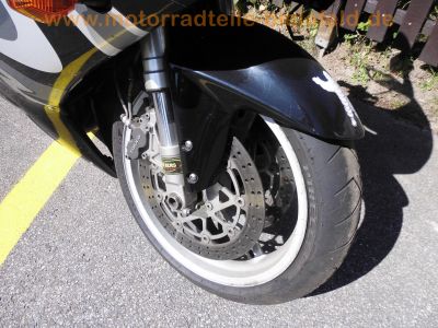 Suzuki_GSXR_750_K0_WVBD_1Hd_2x_Motor_2x_Renn-Verkeidung_2x_Radsatz_Tuning_SR-Racing_Titan-Auspuff_0083SR_Renn-Bereifung_Regen-Reifen_-_wie_GSX-R_GSXR_600_1000_K1_K2_K3_K4_K5_202.jpg