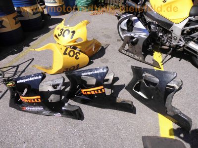 Suzuki_GSXR_750_K0_WVBD_1Hd_2x_Motor_2x_Renn-Verkeidung_2x_Radsatz_Tuning_SR-Racing_Titan-Auspuff_0083SR_Renn-Bereifung_Regen-Reifen_-_wie_GSX-R_GSXR_600_1000_K1_K2_K3_K4_K5_6.jpg
