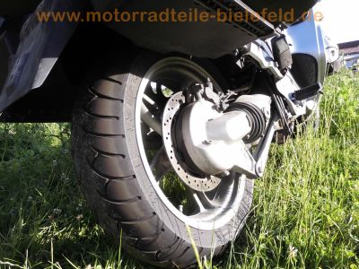 BMW_R1150_RT_silber_Reise-Tourer_Crash_2-spark_Doppelzuendung_BMW_Touring_Koffer-System_Gepaecksystem_-_Motor_und_Technik_wie_BMW_R_850_1100_1150_R_RS_S_RT_LT_9.jpg