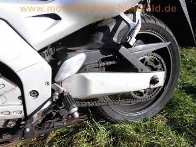Yamaha_YZF_600_R_Thundercat_4TV_Aero_Supersport_EZ2000_1Hd_unfallfrei_-_Motor_wie_FZR600R_4JH_Nachfolger_YZF-R6_16.jpg