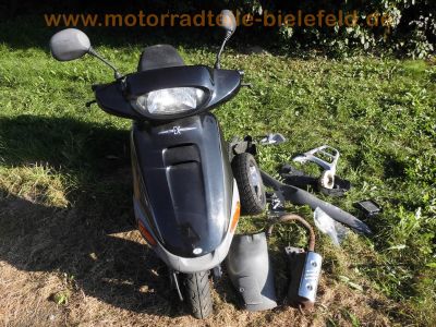 Honda_EX_100_BALI_HF07_Roller_Scooter_EZ2000_teilzerlegt_Teile_Ersatzteile_spares_spare-parts_3.jpg