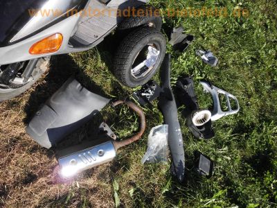 Honda_EX_100_BALI_HF07_Roller_Scooter_EZ2000_teilzerlegt_Teile_Ersatzteile_spares_spare-parts_5.jpg