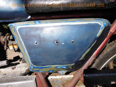 Kawasaki_KZ200A_Z200A_blau-rot_rostig_Einzylinder_Oldtimer_Gepaecktraeger_Papiere_53.jpg