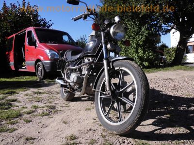Kawasaki_KZ440_Z440_LTD_Belt-Drive_Krauser_Gepaecksystem_Sturzbuegel_rostig_Motor_laeuft_34.jpg