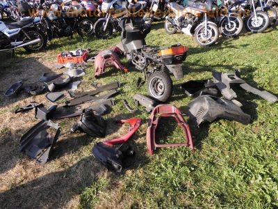 Yamaha_YP250_MAJESTY_250_4UC_4T_LC_Roller_Scooter_Ersatzteile_Teile_spare-parts_spares_4.jpg