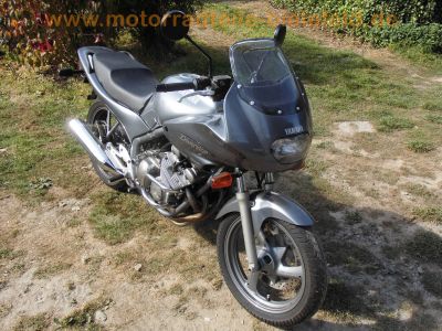 Yamaha_XJ600S_Diversion_4BR_silber-grau_Sturzschaden_Sturzbuegel_45.jpg