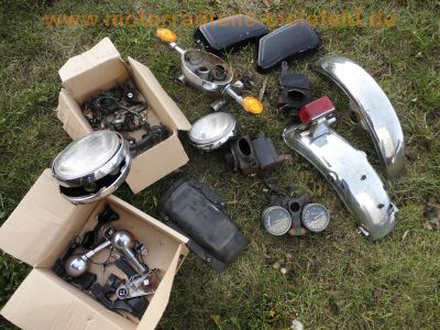 Yamaha_XS_650_Typ_447_Ersatzteile_Teile_spares_spare-parts_Fender_Seitenteile_Scheinwerfer_Airbox_Ruecklicht_Instrumente_Tacho_DZM_Dehzahlmesser_2.jpg