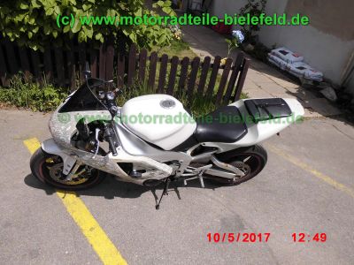 Yamaha_YZF-R1_RN01_EZ2000_Rennmaschine_weiss_Heck-Umbau_Akrapovic_Sport-Auspuff_GFK-Verkleidung_-_Teile_Ersatzteile_parts_spares_spare-parts_ricambi_repuestos_wie_R1_RN04-1.jpg