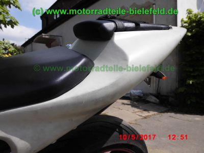 Yamaha_YZF-R1_RN01_EZ2000_Rennmaschine_weiss_Heck-Umbau_Akrapovic_Sport-Auspuff_GFK-Verkleidung_-_Teile_Ersatzteile_parts_spares_spare-parts_ricambi_repuestos_wie_R1_RN04-14.jpg