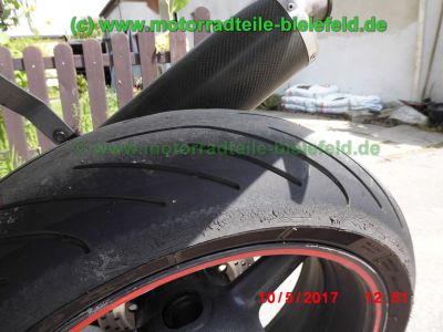 Yamaha_YZF-R1_RN01_EZ2000_Rennmaschine_weiss_Heck-Umbau_Akrapovic_Sport-Auspuff_GFK-Verkleidung_-_Teile_Ersatzteile_parts_spares_spare-parts_ricambi_repuestos_wie_R1_RN04-16.jpg