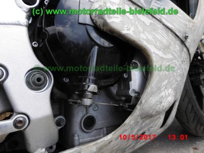 Yamaha_YZF-R1_RN01_EZ2000_Rennmaschine_weiss_Heck-Umbau_Akrapovic_Sport-Auspuff_GFK-Verkleidung_-_Teile_Ersatzteile_parts_spares_spare-parts_ricambi_repuestos_wie_R1_RN04-66.jpg