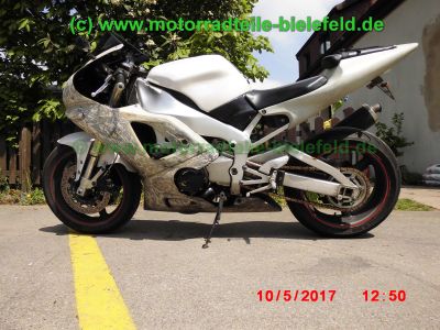 Yamaha_YZF-R1_RN01_EZ2000_Rennmaschine_weiss_Heck-Umbau_Akrapovic_Sport-Auspuff_GFK-Verkleidung_-_Teile_Ersatzteile_parts_spares_spare-parts_ricambi_repuestos_wie_R1_RN04-8.jpg