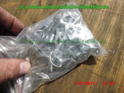 Suzuki_RGV250_GAMMA_VJ22B_Zweizylinder_Zweitakt_two-stroke_-_Teile_Ersatzteile_parts_spares_spare-parts_ricambi_repuestos_wie_VJ21_VJ23_Aprilia_RS250-130.jpg