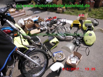 Suzuki_RGV250_GAMMA_VJ22B_Zweizylinder_Zweitakt_two-stroke_-_Teile_Ersatzteile_parts_spares_spare-parts_ricambi_repuestos_wie_VJ21_VJ23_Aprilia_RS250-24.jpg