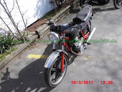 Yamaha_XS400_2A2_SOHC_schwarz_roter_Rahmen_Sito-Auspuff_–_wie_XS400SE_4G5_XS_250_360_1U4_1U5-42.jpg