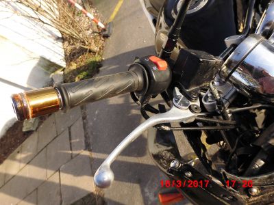 Suzuki_GSF1200S_Bandit_GV75A_crash_BOS-Auspuff_TRW_Lucas_Fussrasten_-_Ersatzteile_Teile_spares_spare-parts_wie_WVA9_13.JPG