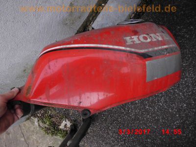 Honda_MBX80_HC04_rot_2x_Schlachtfahrzeug_-_Teile_Ersatzteile_spares_parts_wie_MBX50_AC05_MBX125_MT_50_80_MTX50_MTX80R2_HD08_HD09_MTX125R_82.jpg