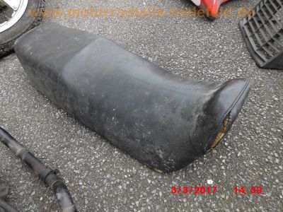 Honda_MBX80_HC04_rot_2x_Schlachtfahrzeug_-_Teile_Ersatzteile_spares_parts_wie_MBX50_AC05_MBX125_MT_50_80_MTX50_MTX80R2_HD08_HD09_MTX125R_97.jpg