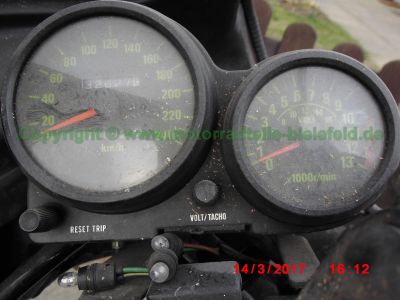 Kawasaki_GPz550UT_ZX550A_ohne_Gabel_Motor_KZ550B_–_wie_GPz_Z_KZ_400_500_550_650_750_E_UT-20.jpg