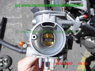 Honda_CBR125R_JC34_rot_Sturz_-_plus_Teile_Ersatzteile_parts_spares_spare-parts_ricambi_repuestos_wie_JC39-102.jpg
