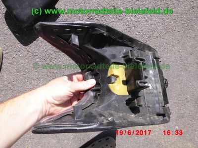 Honda_CBR125R_JC34_rot_Sturz_-_plus_Teile_Ersatzteile_parts_spares_spare-parts_ricambi_repuestos_wie_JC39-195.jpg