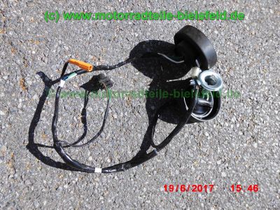 Honda_CBR125R_JC34_rot_Sturz_-_plus_Teile_Ersatzteile_parts_spares_spare-parts_ricambi_repuestos_wie_JC39-30.jpg