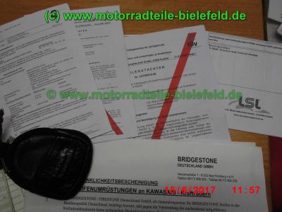 Kawasaki_ZZR1100_ZXT10D_rot_crash_LSL_Superbike_GIVI_Teile_Ersatzteile_parts_spares_spare-parts_ricambi_repuestos_wie_ZZR_ZZ-R_1100_ZXT10C_-179.jpg