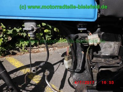 Honda_CB125J_blau_Oldtimer_1978_teilzerlegt_plus_Ersatzteile_Teile_spare-parts_ricambi_repuestos_–_Technik_wie_CB125S_CG125_XL125K_SL125-117.jpg