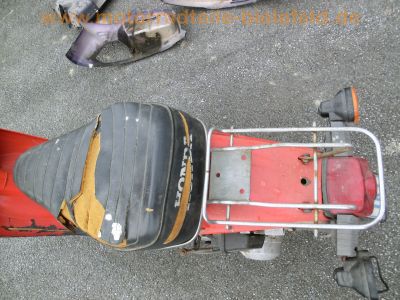 Honda_Melody_Deluxe_MD50_MS_AB07_rot_Roller_Scooter_-_wie_NB50_AERO_NH50_Vision_16.jpg