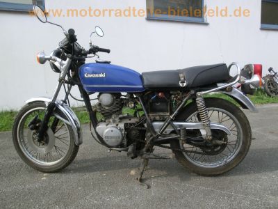 Kawasaki_KZ_200_A_blau_Z_200_Einzylinder_Single_-_wie_Z_250_LTD_KL_250_A_1.jpg
