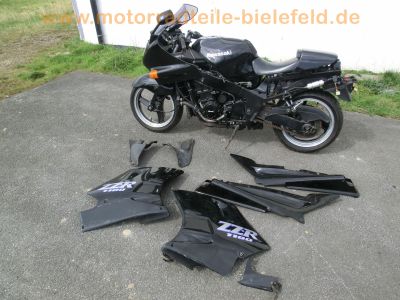 Kawasaki_ZZ-R_1100_C_ZXT10C_4-1_Auspuff_Einzelsitz_-_Motor_wie_ZRX_1100_GPZ_1100_ZXT10D_ZXT10E_11.jpg