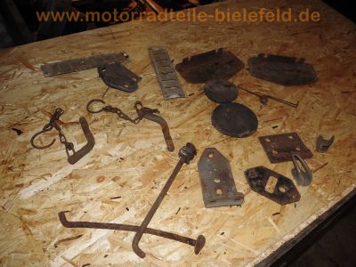 Steyr-Daimler-Puch_Haflinger_703AP_4x4_Allrad-LKW_-_Ersatzteile_Teile_spare-parts_Motor_Vergaser_Dynastarter_Technik_wie_Steyr-Puch_500_650_700AP_Haflinger_268.jpg