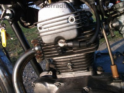 Honda_CB_125_K_blau-weiss_wie_CB_125_200_250_K_T_G_37.jpg