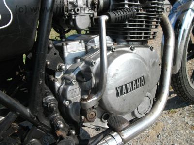 Yamaha_XS_400_2A2_schwarz_Route_76_wie_XS_250_360_400_SOHC_SE_1U4_1U5_2A2_4G5_74.jpg